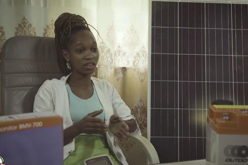 Nadège Ayihoun, femme entrepreneur de l'énergie, bénéficiaire de la WEE Initiative du MCA-Bénin II